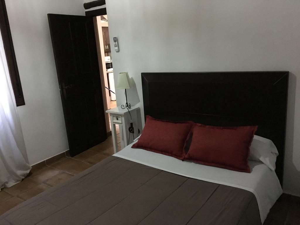 Apartamentos Victoria Bujalance エクステリア 写真