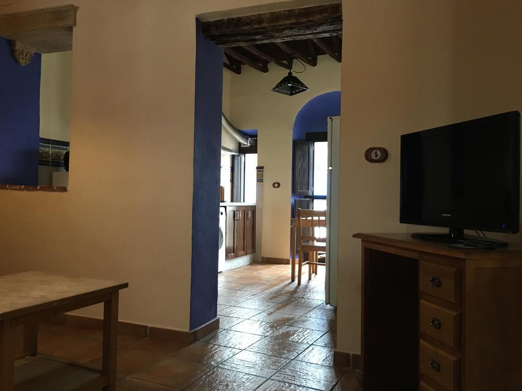 Apartamentos Victoria Bujalance エクステリア 写真