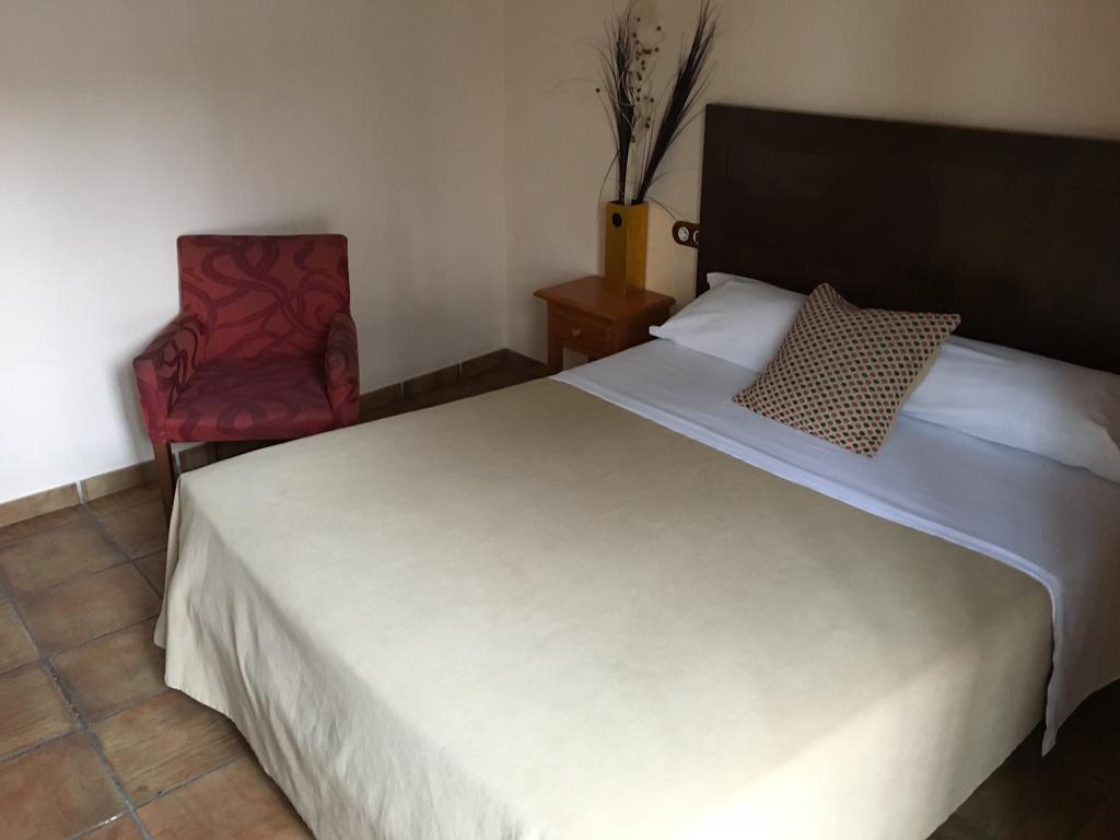 Apartamentos Victoria Bujalance エクステリア 写真