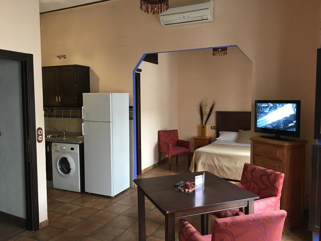 Apartamentos Victoria Bujalance エクステリア 写真