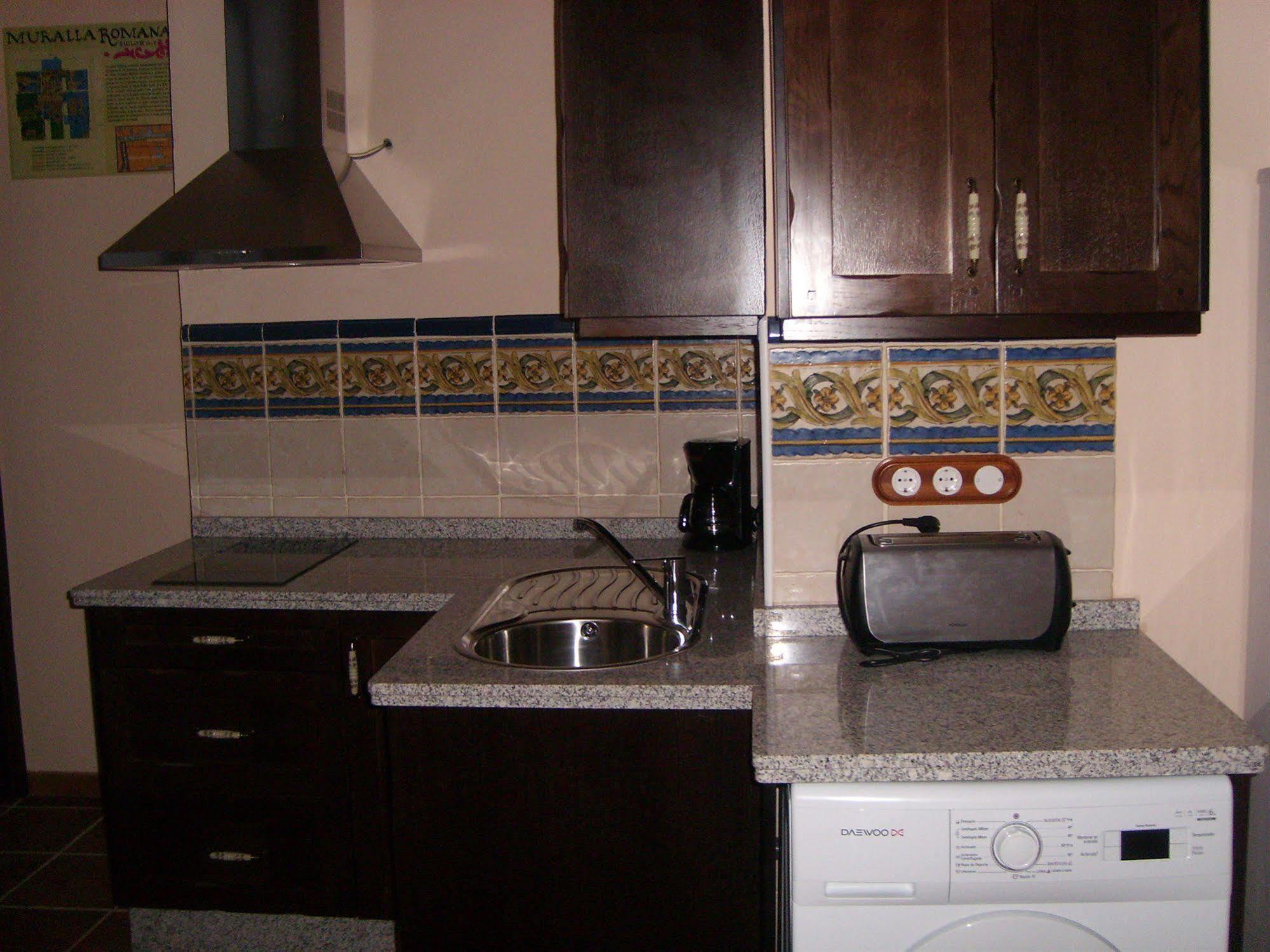 Apartamentos Victoria Bujalance エクステリア 写真