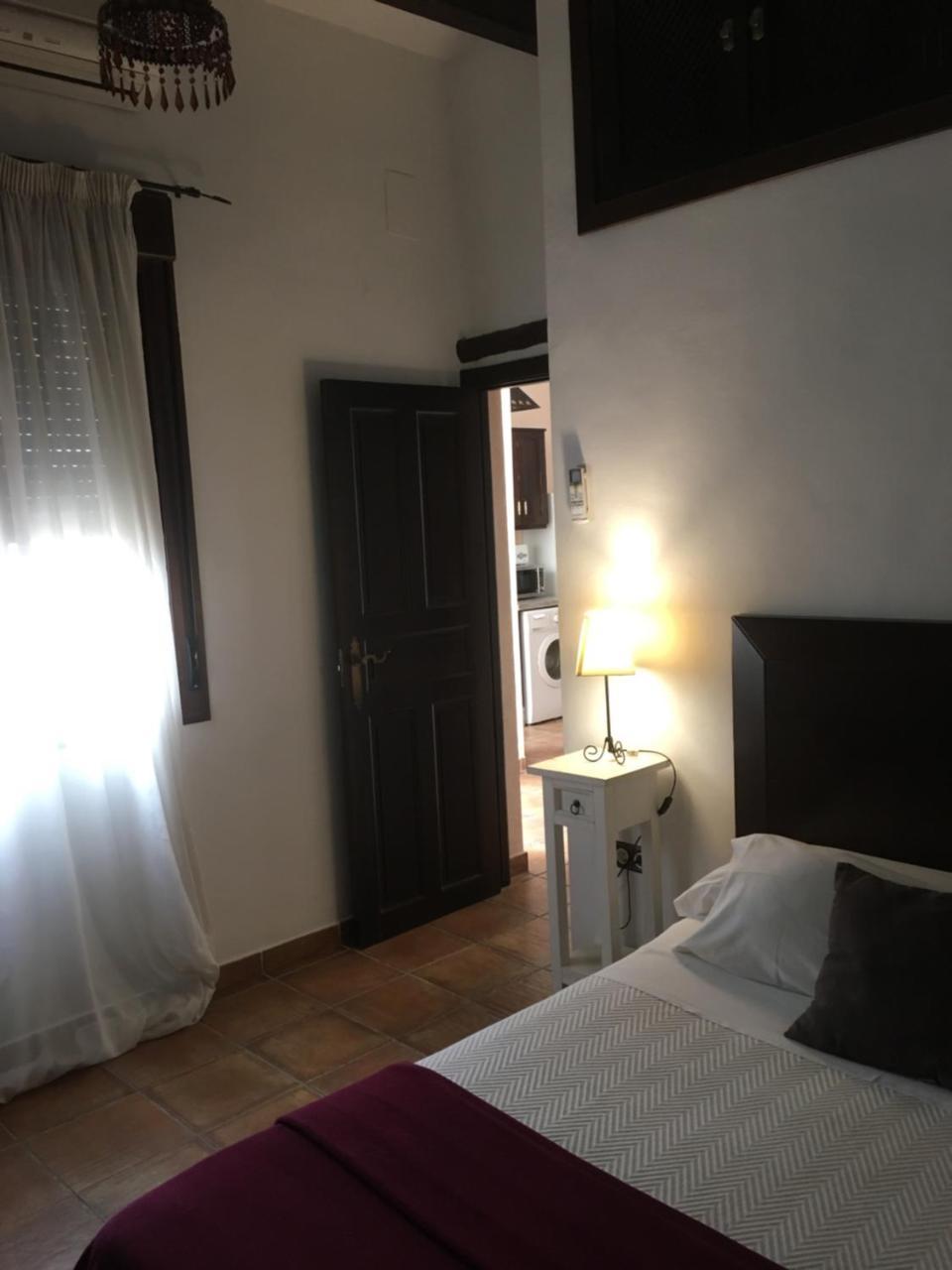 Apartamentos Victoria Bujalance エクステリア 写真