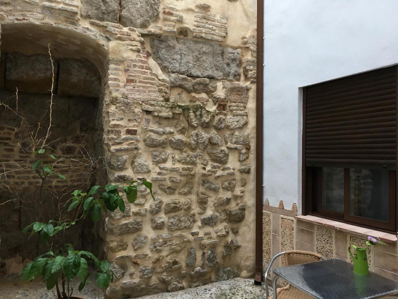 Apartamentos Victoria Bujalance エクステリア 写真