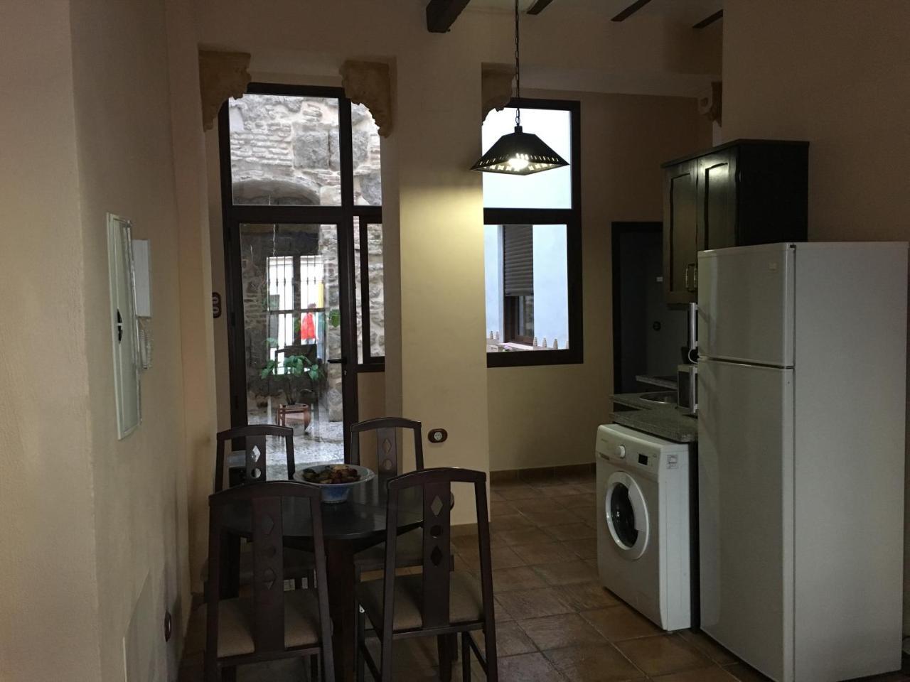 Apartamentos Victoria Bujalance エクステリア 写真
